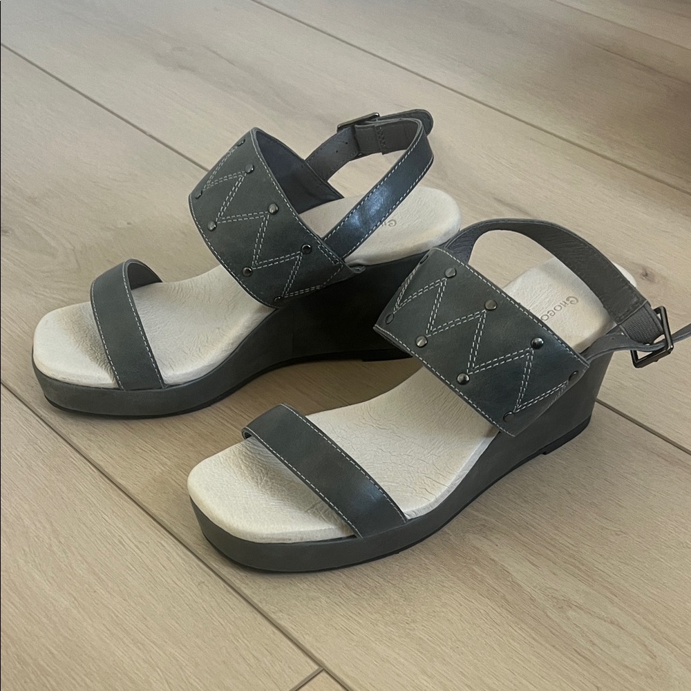 ❌SOLD❌Chocolat Blu Charcoal Wedge Sandals